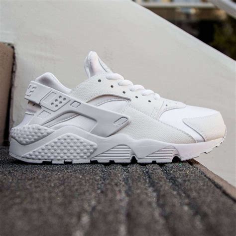 Nike Huarache shoes for girls